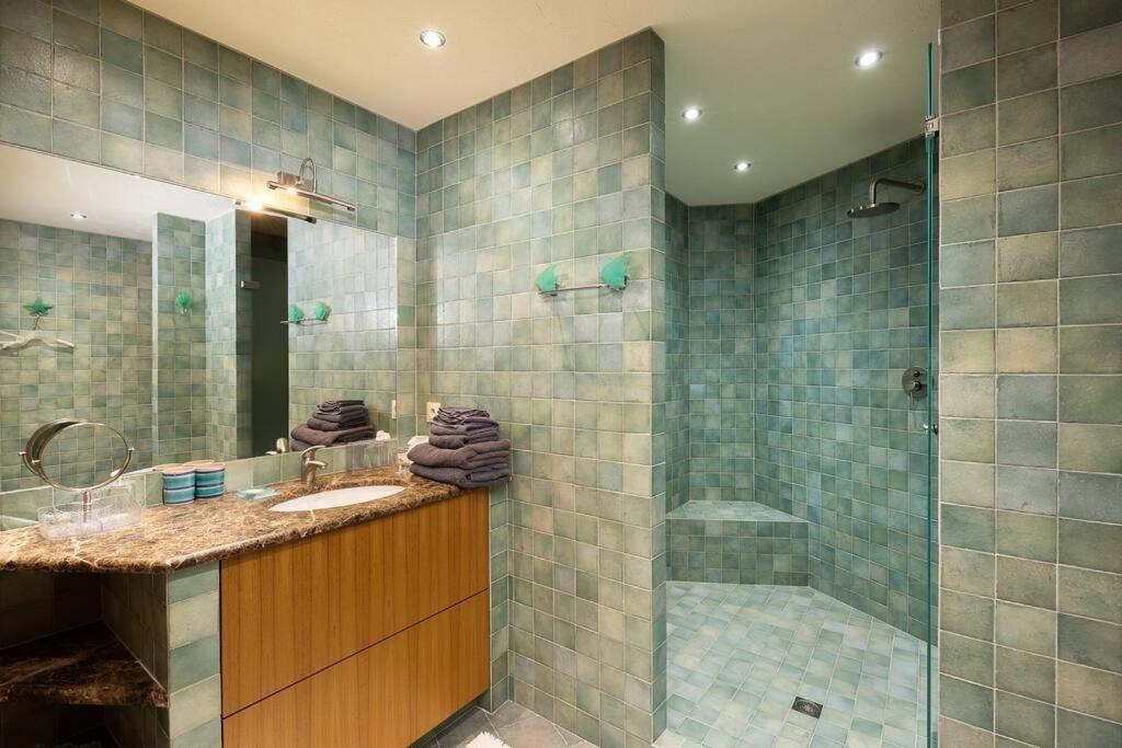 Villa In Gated Community Of Hotel La Reserve Ramatuelle Exterior foto