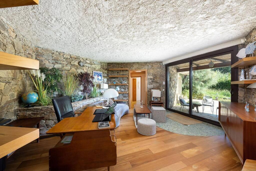Villa In Gated Community Of Hotel La Reserve Ramatuelle Exterior foto